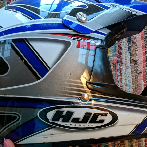 HJC helmet - Picture 4 of 5